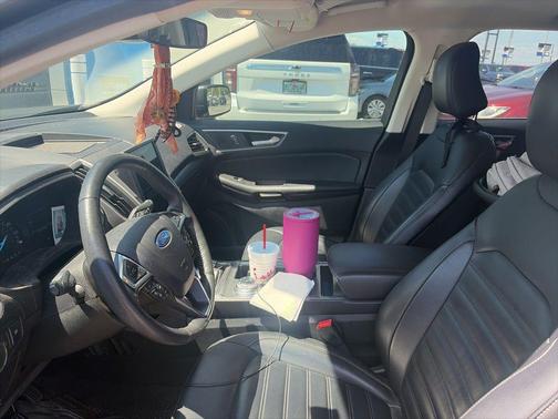 Gray 2022 Ford Edge SEL