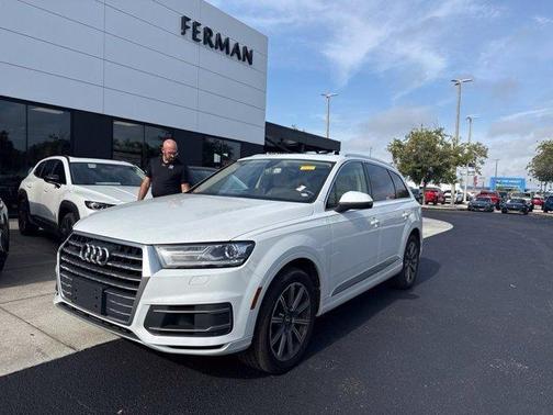 Glacier White Metallic 2017 Audi Q7 3.0T Premium