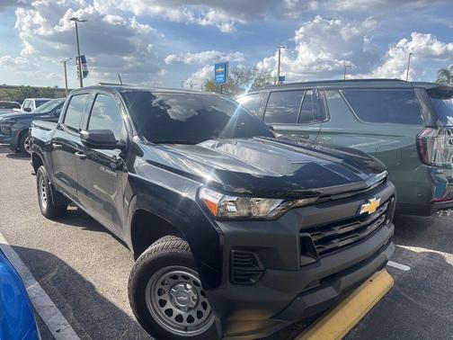 2024 Chevrolet Colorado WT
