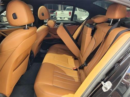 2020 BMW 540 i