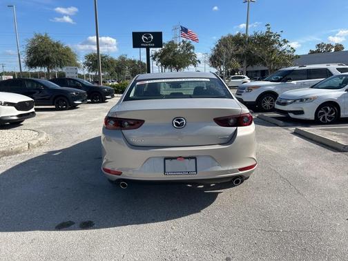 2025 Mazda Mazda3 FWD w/Preferred Package