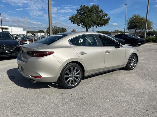 2025 Mazda Mazda3 FWD w/Preferred Package