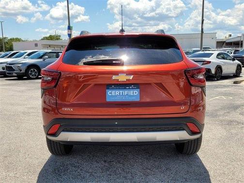 2024 Chevrolet Trax LT