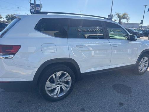 2022 Volkswagen Atlas 3.6L SE w/Technology