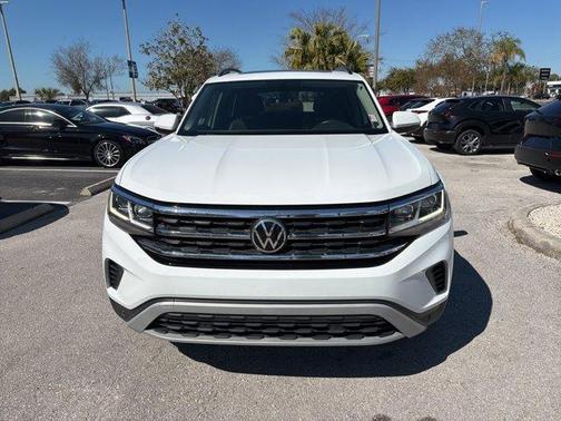 2022 Volkswagen Atlas 3.6L SE w/Technology