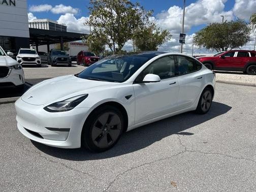 2023 Tesla Model 3 Base