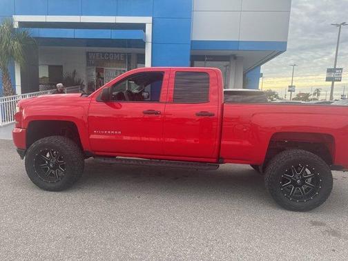 2017 Chevrolet Silverado 1500 Custom