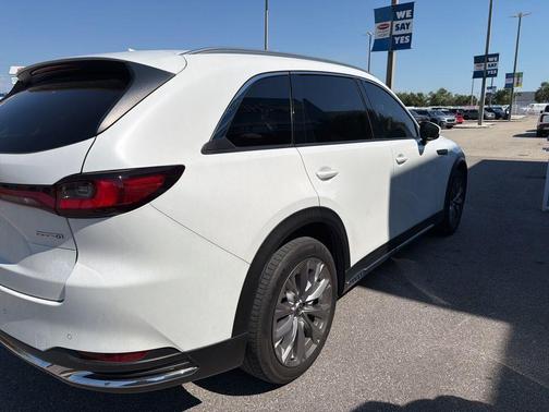 Rhodium White Metallic 2024 Mazda CX-90 Premium