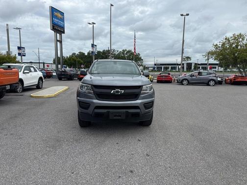 Satin Steel Metallic 2018 Chevrolet Colorado LT