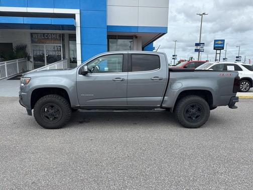 Satin Steel Metallic 2018 Chevrolet Colorado LT