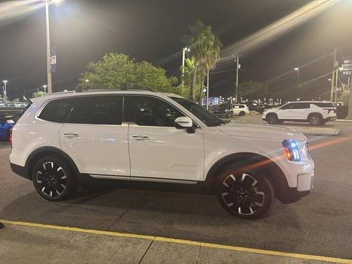 2023 Kia Telluride SX