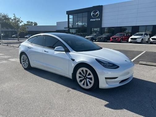 2021 Tesla Model 3 Standard Range Plus