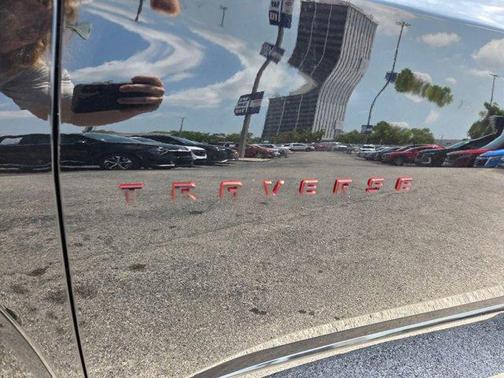 Mosaic Black Metallic 2023 Chevrolet Traverse Premier