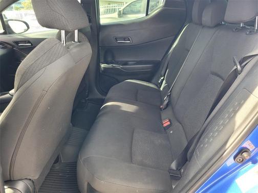 2019 Toyota C-HR XLE