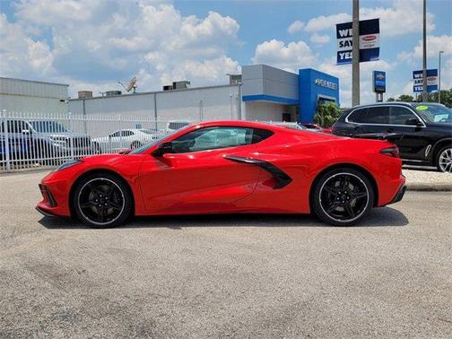 2025 Chevrolet Corvette Stingray w/3LT