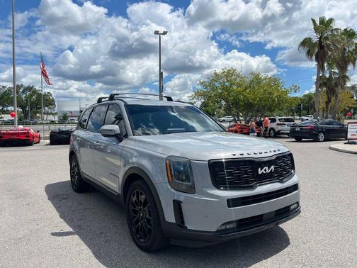 Wolf Gray 2022 Kia Telluride SX
