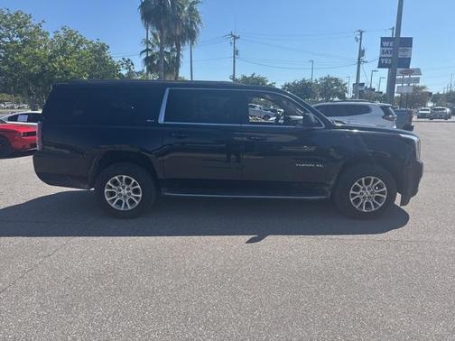 2019 GMC Yukon XL SLT