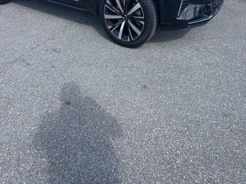 2025 Volvo XC90 B5 Core