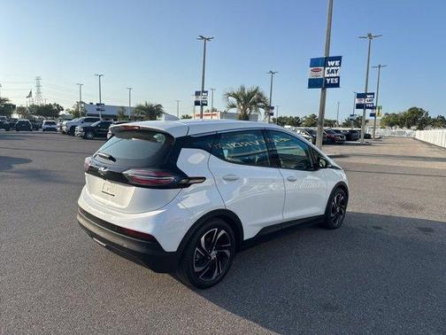 2023 Chevrolet Bolt EV 2LT