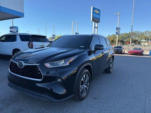 2021 Toyota Highlander XLE
