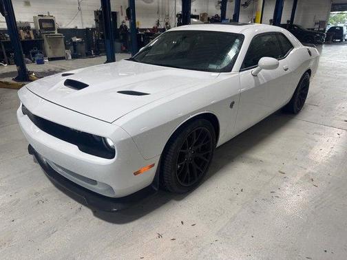 2016 Dodge Challenger SRT Hellcat