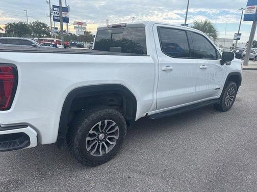 2022 GMC Sierra 1500 Limited AT4