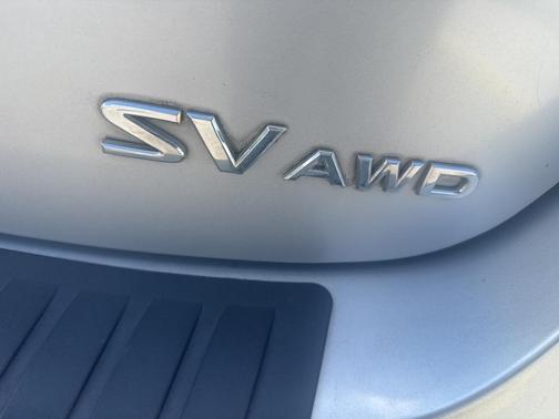 2011 Nissan Rogue SV