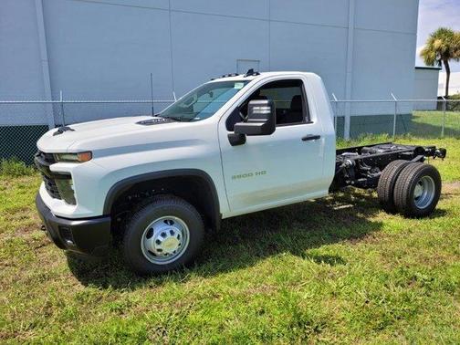 2024 Chevrolet Silverado 3500 WT