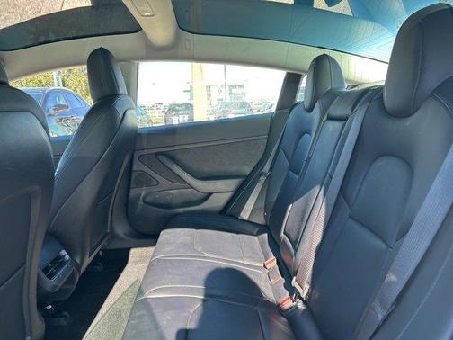 2018 Tesla Model 3 Mid Range