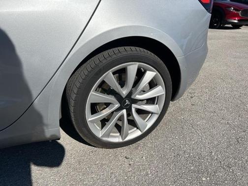 2018 Tesla Model 3 Mid Range