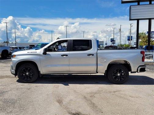 2022 Chevrolet Silverado 1500 Limited Custom