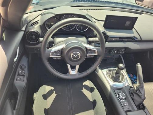 2024 Mazda MX-5 Miata Sport