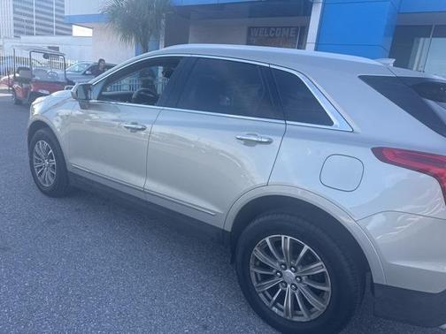 2017 Cadillac XT5 Luxury