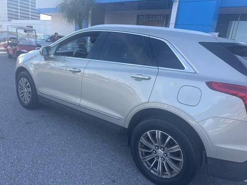 2017 Cadillac XT5 Luxury