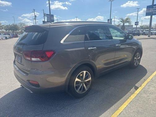 2019 Kia Sorento EX V6