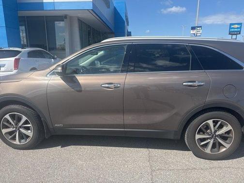 2019 Kia Sorento EX V6
