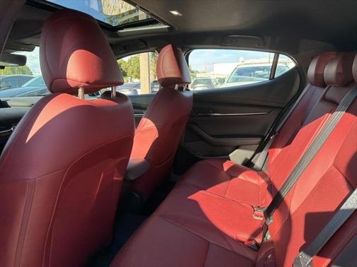 2023 Mazda Mazda3 Carbon Edition