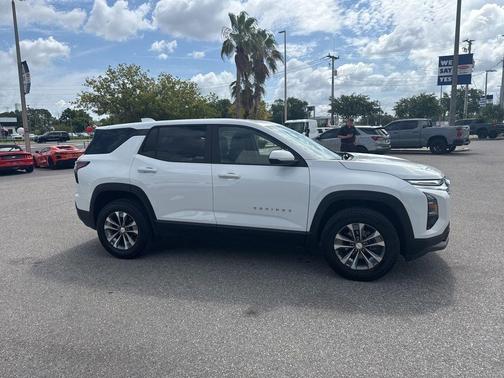 Summit White 2025 Chevrolet Equinox LT
