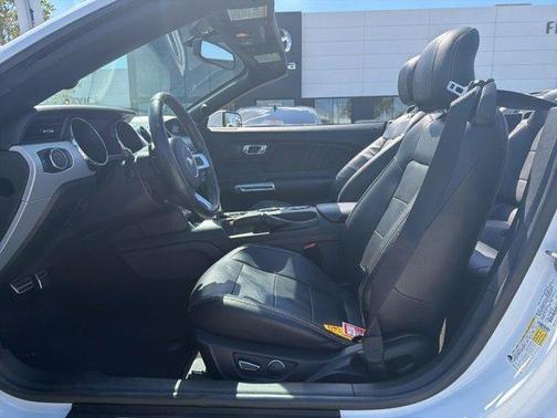 2017 Ford Mustang EcoBoost Premium