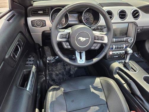 White 2017 Ford Mustang EcoBoost Premium