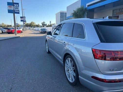 2019 Audi Q7 45 Premium Plus