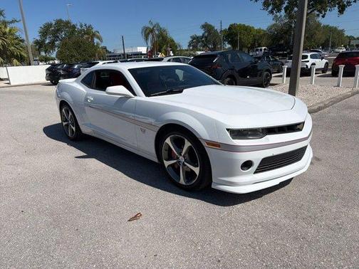 Summit White 2015 Chevrolet Camaro 2LT