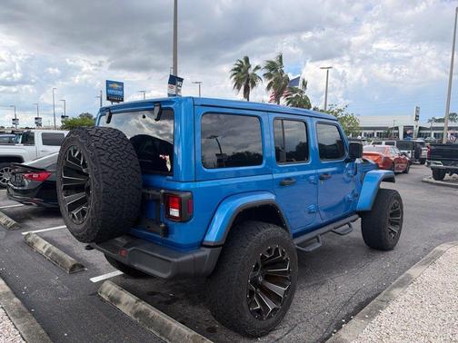 Hydro Blue Pearlcoat 2022 Jeep Wrangler Unlimited Sahara Altitude