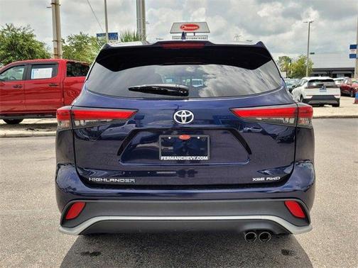 2022 Toyota Highlander XSE