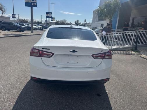 2021 Chevrolet Malibu LT
