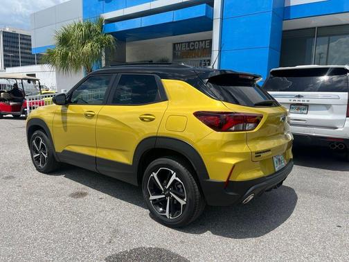 Nitro Yellow 2023 Chevrolet Trailblazer RS