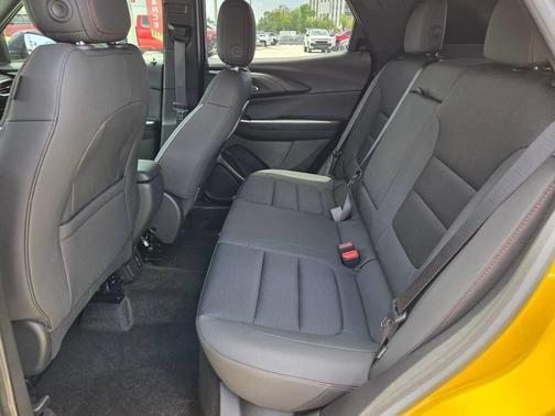 Nitro Yellow 2023 Chevrolet Trailblazer RS