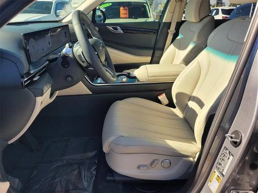 2025 Genesis GV80 2.5T Standard