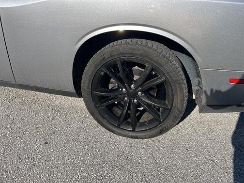 2016 Dodge Challenger R/T Plus