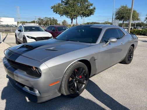 2016 Dodge Challenger R/T Plus